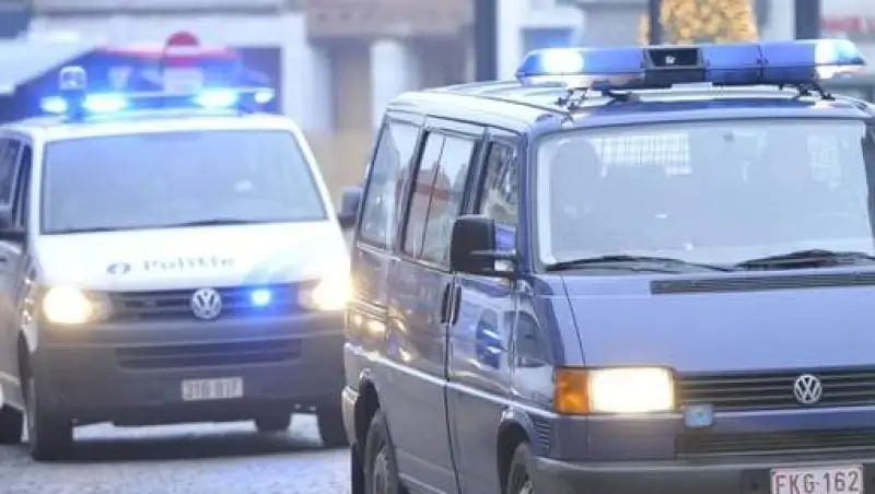 Automobilist weet niet hoe hij moet reageren op sirenes en zwaailichten