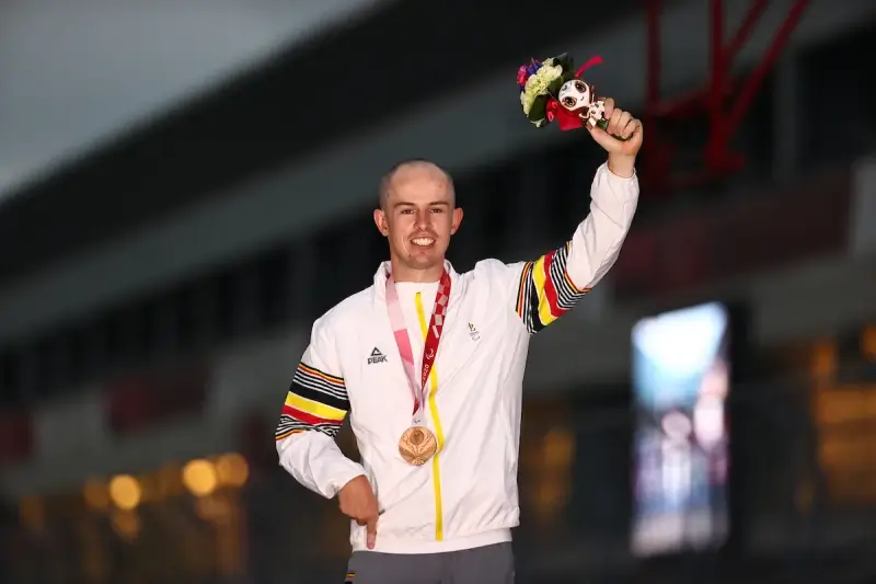 Hammenaar Tim Celen verovert brons in de tijdrit op Paralympische Spelen
