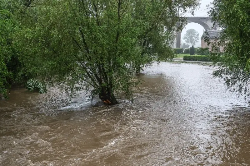 Nieuwe onweders op komst in Limburg: "Kans op grotere wateroverlast dan afgelopen vrijdag"