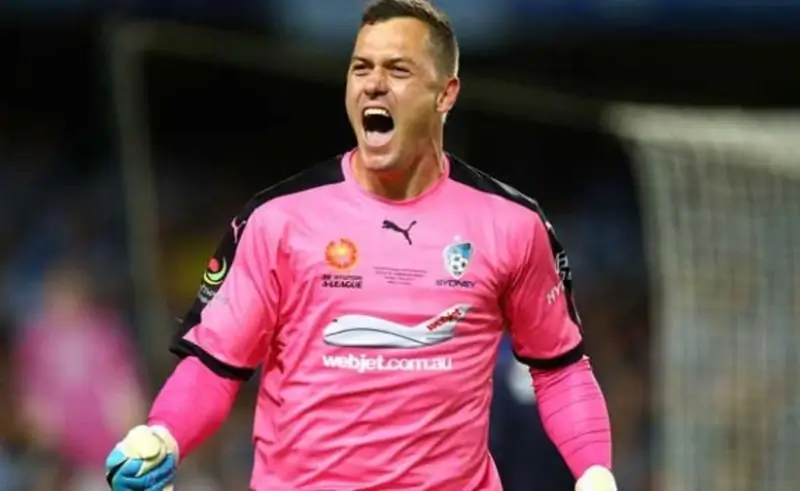 Australische doelman Vukovic tekent bij KRC Genk