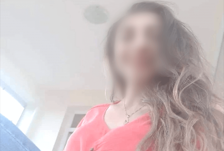 De 28-jarige vrouw krijgt morgen een enkelband en mag de gevangenis verlaten.