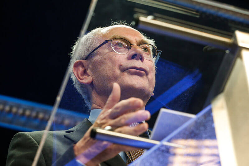 Van Rompuy was jarenlang voorzitter van de Europese Raad. Hij werd toen vaak foutief Premier van Europa genoemd.