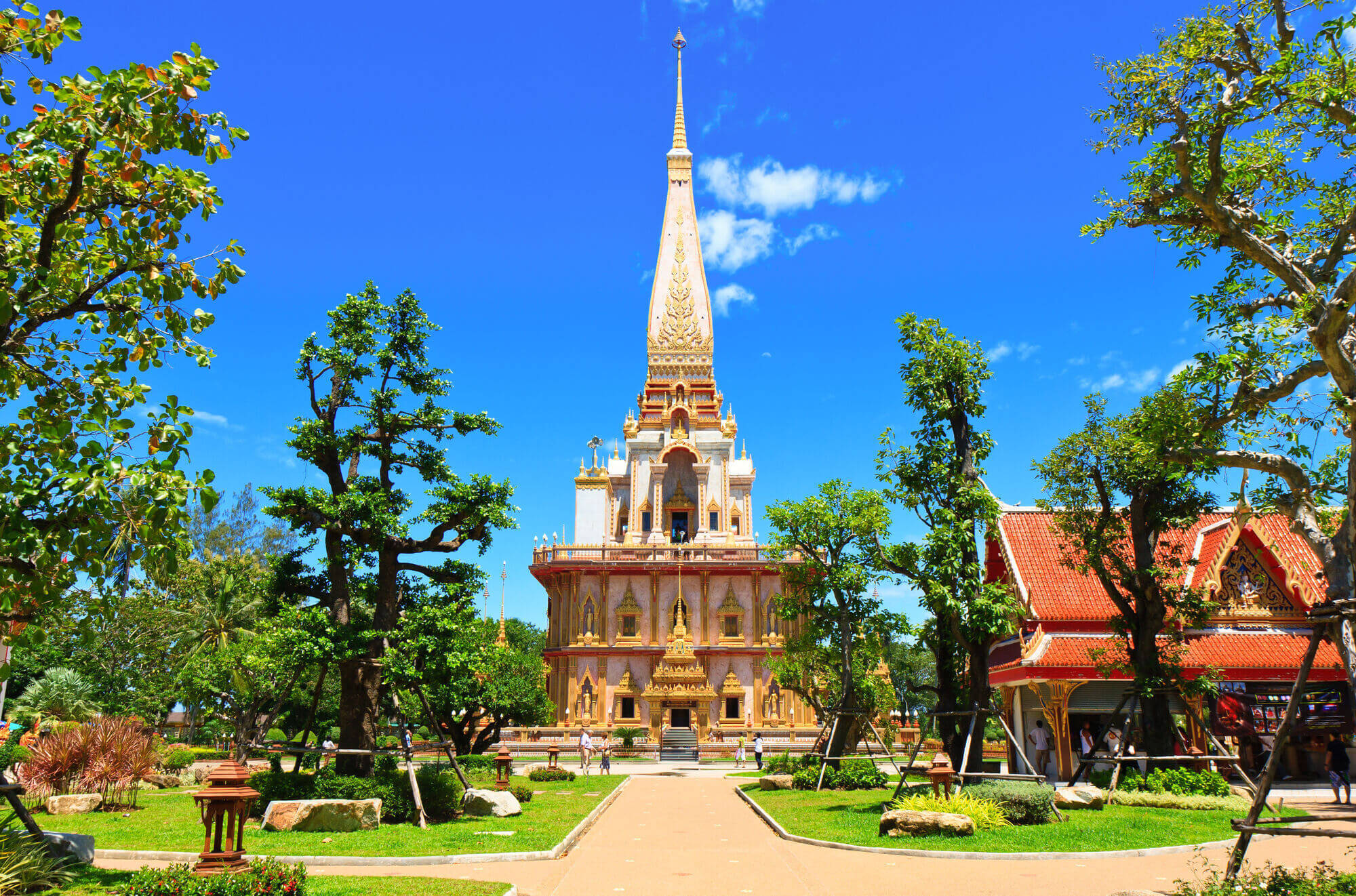 Thailand-Phuket-Wat-Chalong.jpg