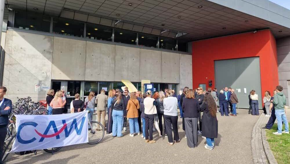 Hoofdafbeelding voor artikel Cipiers en directie van gevangenis…